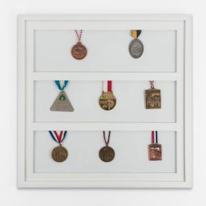 Medaillenrahmen 50x50 cm, weiß
